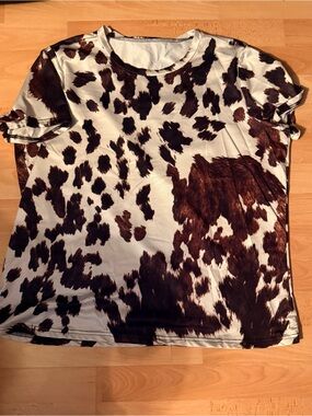 Women's Short Sleeve Animal Print Top - Brown/White